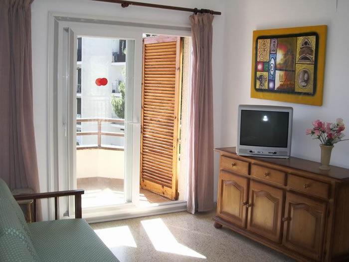 Apartamentos Eva Costa Brava Bilik gambar