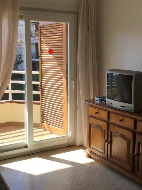 Apartamentos Eva Costa Brava Luaran gambar