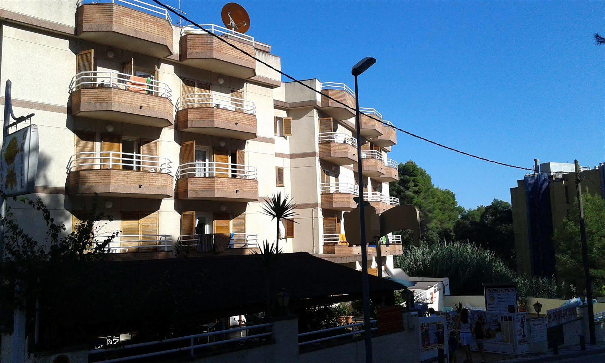 Apartamentos Eva Costa Brava Luaran gambar
