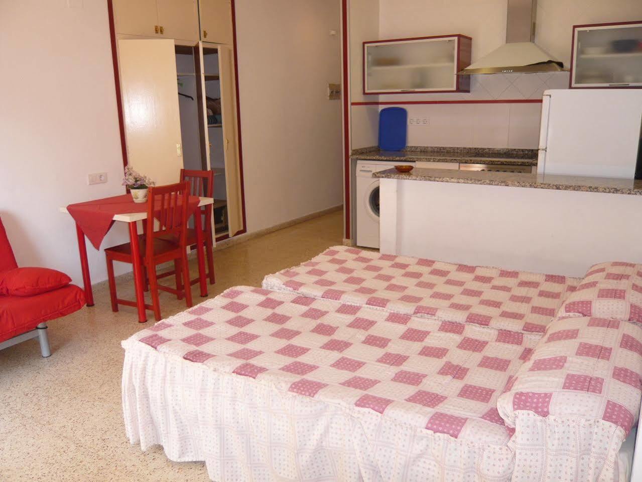 Apartamentos Eva Costa Brava Luaran gambar