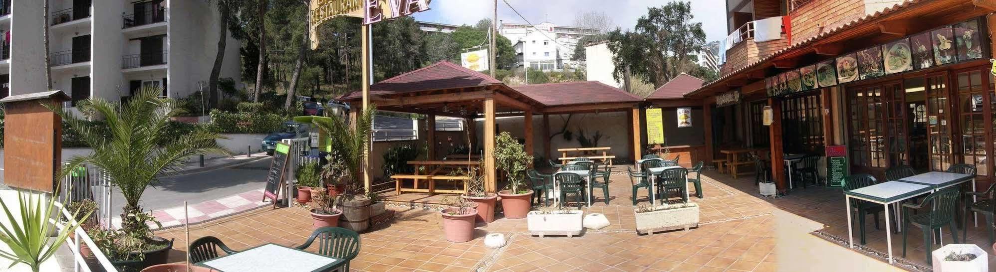 Apartamentos Eva Costa Brava Luaran gambar